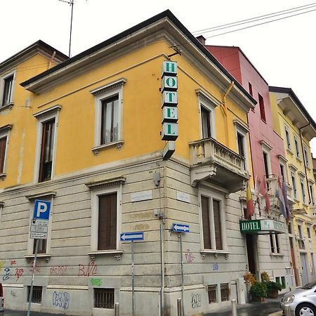 Hotel Trentina Milano Ngoại thất bức ảnh