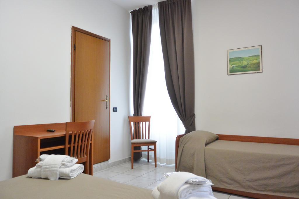 Hotel Trentina Milano Ngoại thất bức ảnh