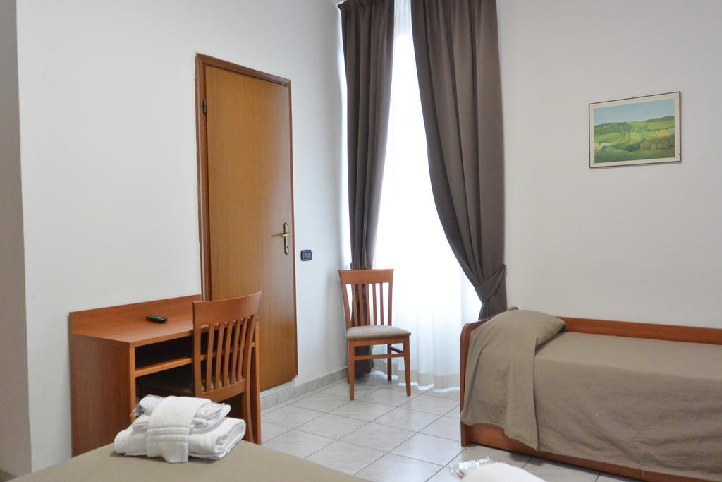 Hotel Trentina Milano Ngoại thất bức ảnh