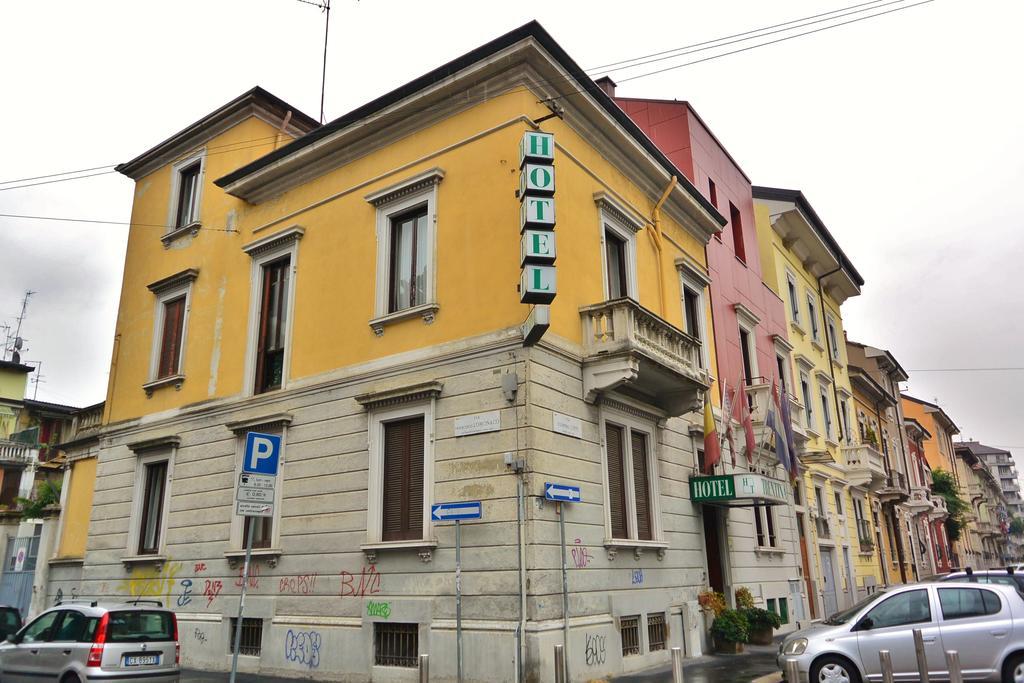 Hotel Trentina Milano Ngoại thất bức ảnh
