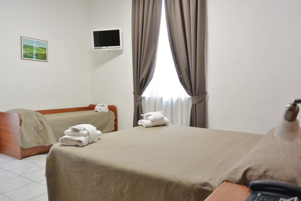 Hotel Trentina Milano Ngoại thất bức ảnh