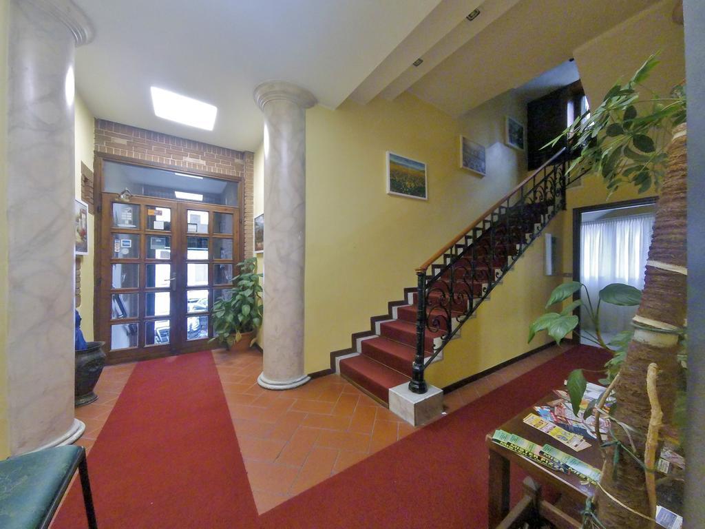 Hotel Trentina Milano Ngoại thất bức ảnh