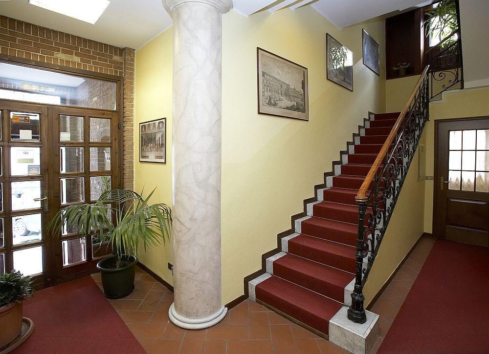 Hotel Trentina Milano Ngoại thất bức ảnh